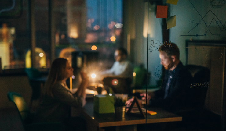 28 CFO KPIs and how to maintain them (with examples)